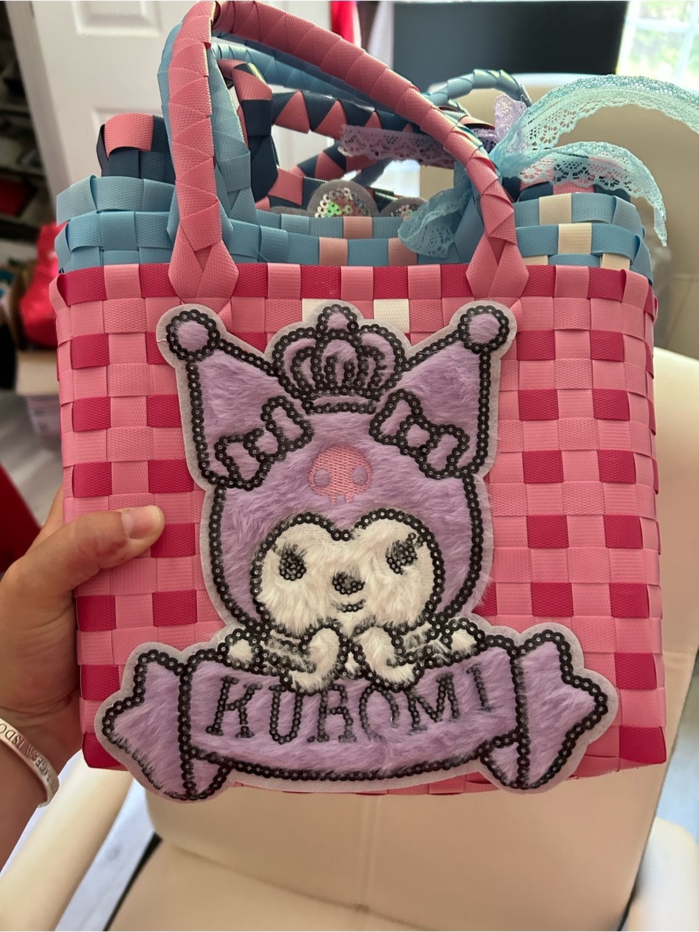 🔥$5 Kid Kiromi or Hello Kitty weaved colourful bags